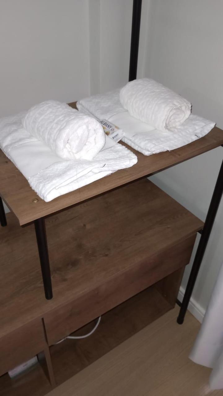 Temporada - Kit Ipe Branco - 101 - Sudoeste - Custo Beneficio - Ate 4 Pessoas Apartment Brasilia