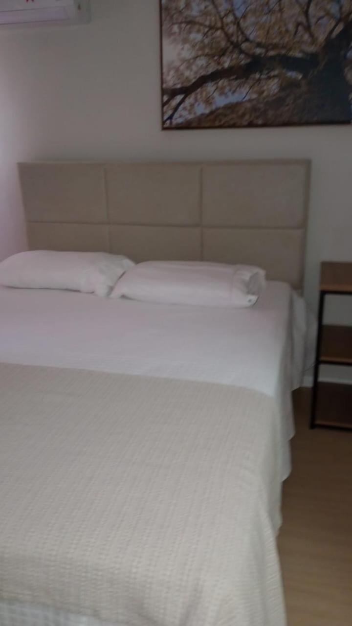 Apartment Temporada - Kit Ipe Branco - 101 - Sudoeste - Custo Beneficio - Ate 4 Pessoas *